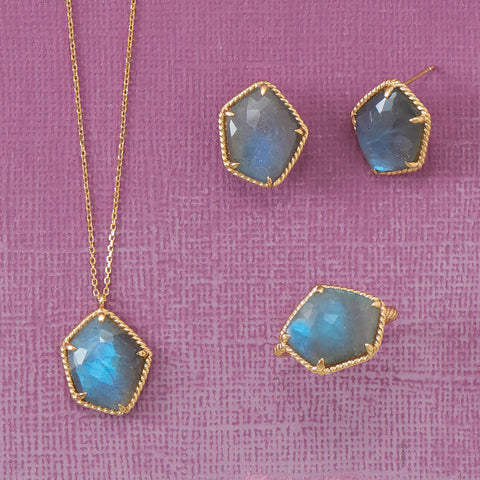 14 Karat Gold Plated Labradorite Ring