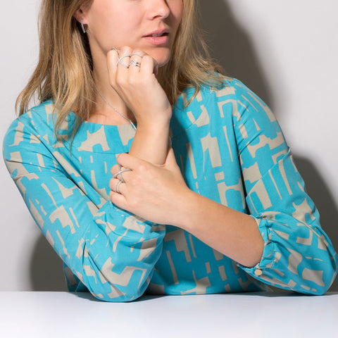 Rhodium Plated Double Row CZ "V" Ring