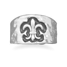 Silver Plated Brass Hammered Fleur de Lis Fashion Ring