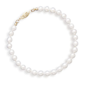 8" 5-5.5mm Cultured Freshwater Pearl Bracelet